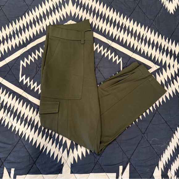 Women’s Quince Olive Cargo Pants - Picture 3 of 7
